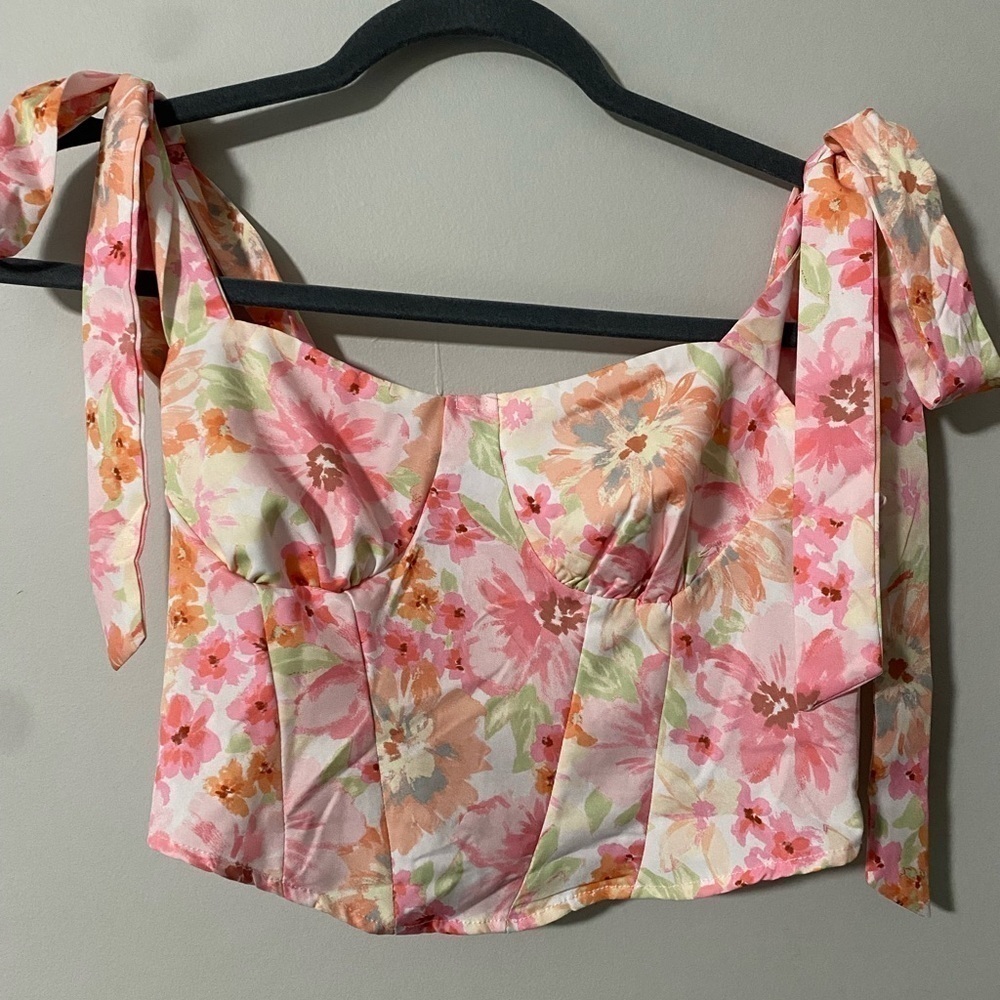 Shein Floral cropped tank top